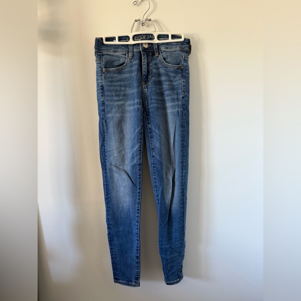 AMERICAN EAGLE skinny jeans
